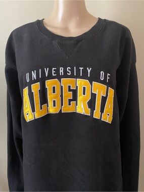University of Alberta embroidery black Crewneck Sweater, men’s XL